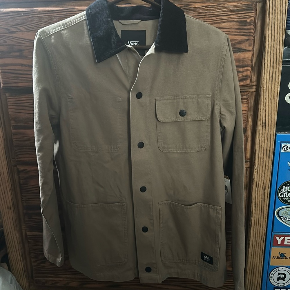 NWT Vans tan w black corduroy collar